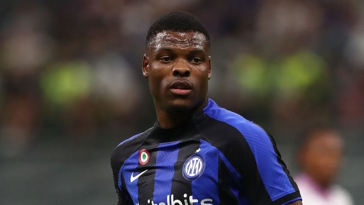 Inter, la probabile formazione: da Onana e Asllani a Dumfries in pole e la novità D’Ambrosio Inter, la probabile formazione: da Onana e Asllani a Dumfries in pole e la novità D’Ambrosio - immagine 1