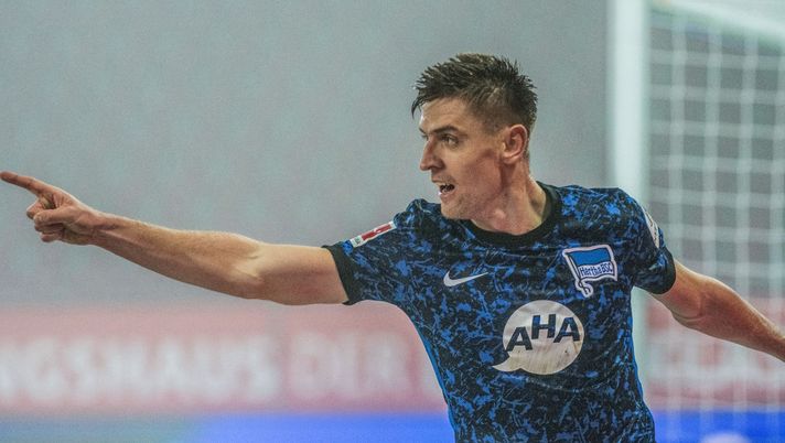 AUGSBURG, GERMANY - NOVEMBER 07: Hertha's Krzysztof Piatek celebrates during the Bundesliga match between FC Augsburg and Hertha BSC at WWK-Arena on November 7, 2020 in Augsburg, Germany. (Photo by Stefan Puchner - Pool/Getty Images) AUGSBURG, GERMANY - NOVEMBER 07: Hertha's Krzysztof Piatek celebrates during the Bundesliga match between FC Augsburg and Hertha BSC at WWK-Arena on November 7, 2020 in Augsburg, Germany. (Photo by Stefan Puchner - Pool/Getty Images)