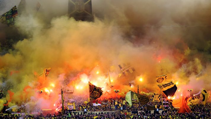 Scherzi da derby: a Dortmund tifano per lo…Schalke…! - immagine 1