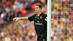 Arsenal: “Torna a casa Szczesny”. E il portiere della Juventus canta (video)