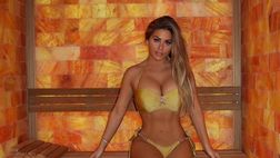 Bianca Gascoigne lascia i fan a bocca aperta: lo scatto in bikini in sauna è da urlo