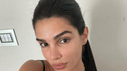 Jovana, décolleté spettacolare. Lady Djordjevic stupisce tutti in lingerie