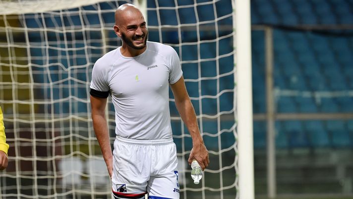 GENOA, ITALY - SEPTEMBER 02:  Riccardo Saponara of Sampdoria injured during the serie A match between UC Sampdoria and SSC Napoli at Stadio Luigi Ferraris on September 2, 2018 in Genoa, Italy.  (Photo by Paolo Rattini/Getty Images) 