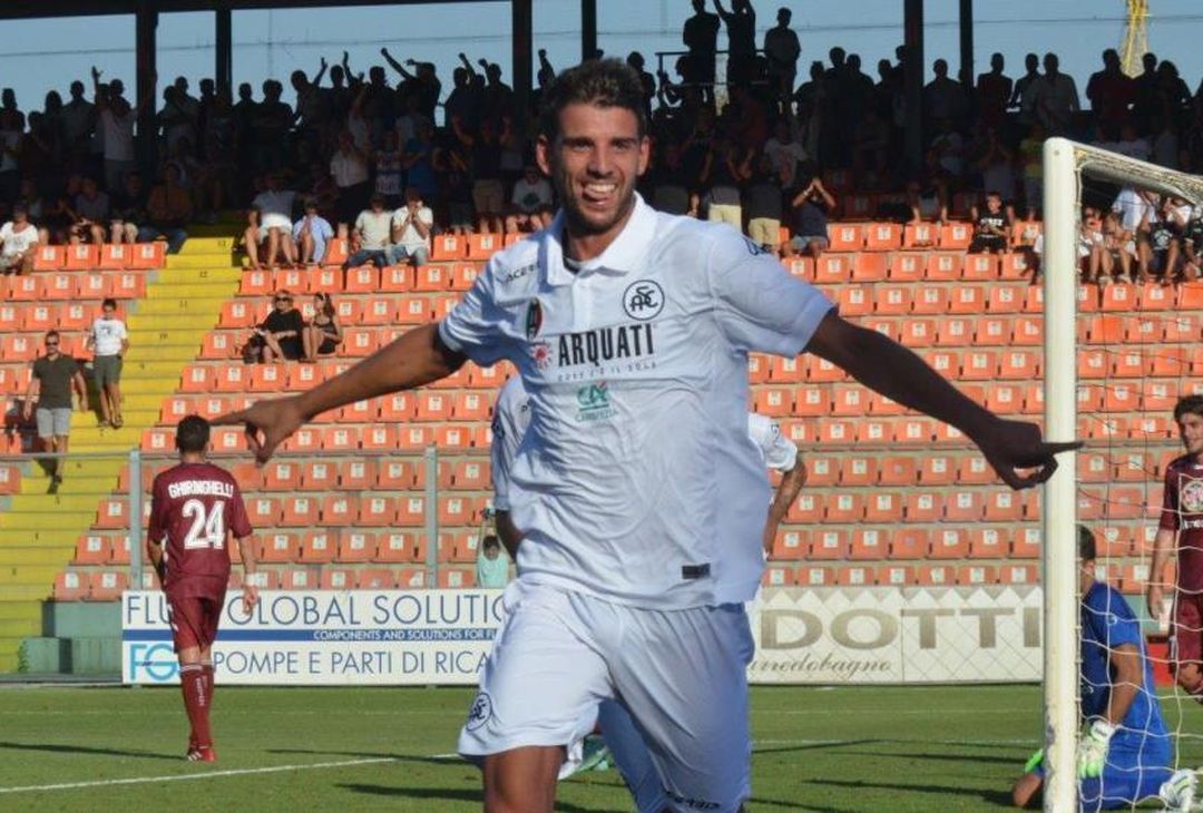  Ceccaroni, arriva dallo Spezia 