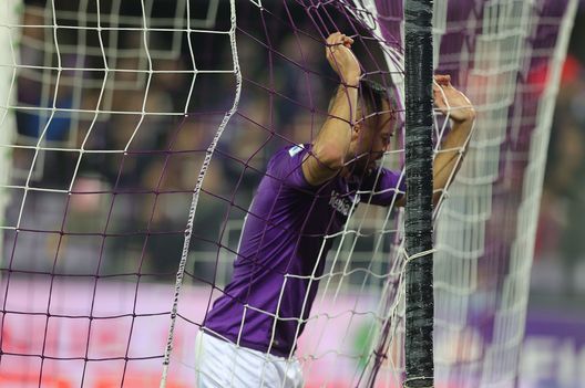 FLORENCE, ITALY - JANUARY 04: Arthur Mendonça Cabral of ACF Fiorentina reacts during the Serie A match between ACF Fiorentina and AC Monza at Stadio Artemio Franchi on January 4, 2023 in Florence, Italy. (Photo by Gabriele Maltinti/Getty Images) Cabral-Monza