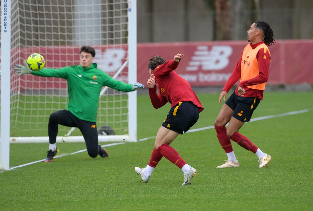 Roma, l’allenamento prima della partenza per il Portogallo – FOTO GALLERY - immagine 33