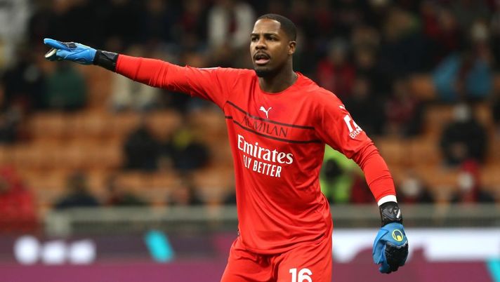 MILAN, ITALY - MARCH 12: Mike Maignan of AC Milan gestures during the Serie A match between AC Milan and Empoli FC at Stadio Giuseppe Meazza on March 12, 2022 in Milan, Italy. (Photo by Marco Luzzani/Getty Images) Voti fantacalcio: promosso Maignan, Diaz più di Rebic! Barrow come Giroud e Bennacer - immagine 1