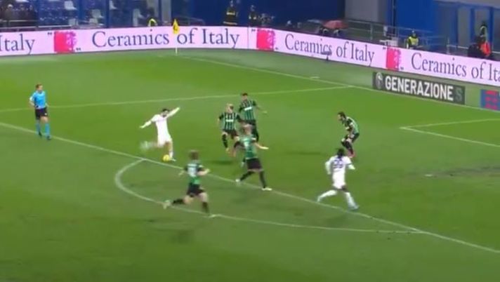 VIDEO La Serie A celebra il gioiello di Kvaratskhelia contro il Sassuolo: “Kvaraggir” - immagine 1