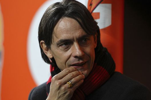 Un preoccupato Filippo Inzaghi (acmilan.com) Un preoccupato Filippo Inzaghi (acmilan.com)