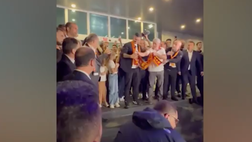VIDEO / Icardi al Galatasaray, tifosi impazziti: l’accoglienza all’aeroporto