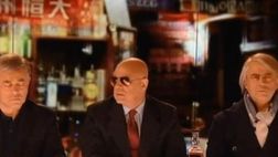 VIDEO / Mourinho, Sacchi e Mancini al bar. Si brinda a “Giuseppe Ranieri”