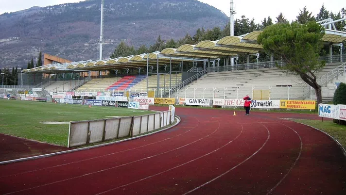 Serie D, domani si completa il turno. Cinque gare in programma, i pronostici