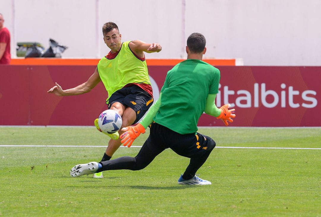Roma in campo in Portogallo per l’allenamento mattutino – FOTO GALLERY - immagine 8