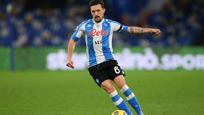 NAPLES, ITALY - NOVEMBER 29: Mario Rui of SSC Napoli during the Serie A match between SSC Napoli and AS Roma at Stadio San Paolo on November 29, 2020 in Naples, Italy. (Photo by Francesco Pecoraro/Getty Images) NAPLES, ITALY - NOVEMBER 29: Mario Rui of SSC Napoli during the Serie A match between SSC Napoli and AS Roma at Stadio San Paolo on November 29, 2020 in Naples, Italy. (Photo by Francesco Pecoraro/Getty Images)