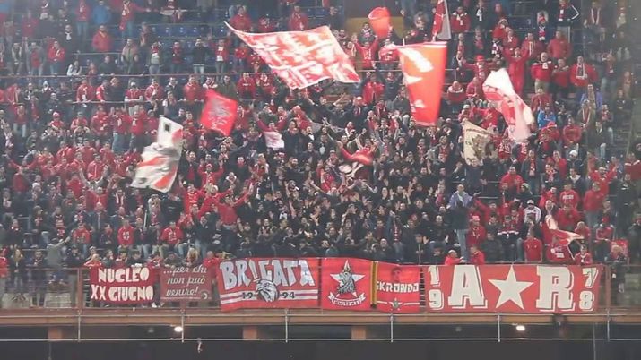 Perugia, tifosi inferociti: il tecnico Oddo dopo i playout firma proprio con il Pescara 