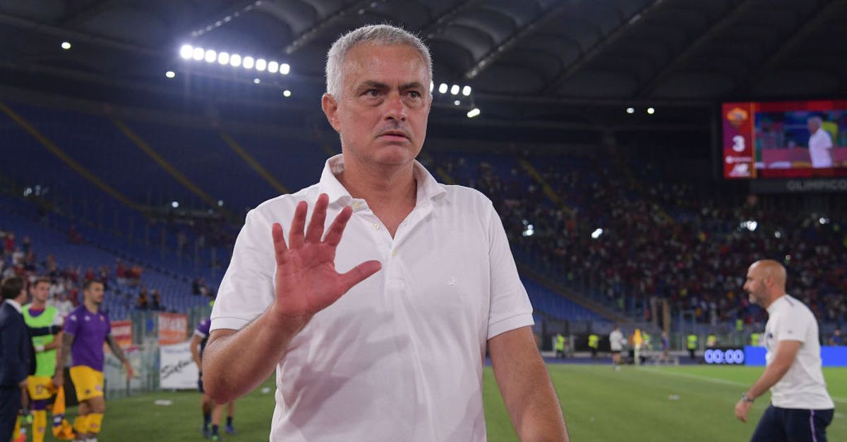 Roma-Sassuolo, Mourinho goes crazy and runs under the South to El Shaarawy’s goal – Forzaroma.info – Latest news As Roma calcio – Interviews, photos and videos