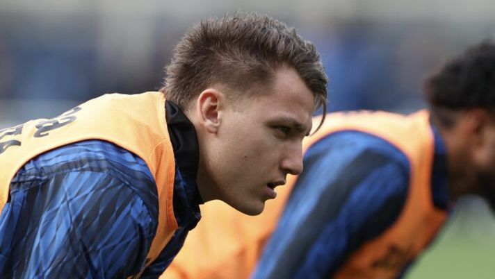 BERGAMO, ITALY - MARCH 01: Mateo Retegui of Atalanta looks on, during the warm up prior to the Serie A match between Atalanta and Venezia at Gewiss Stadium on March 01, 2025 in Bergamo, Italy. (Photo by Marco Luzzani/Getty Images) NEWS – Retegui, Neres, Dumfries, Thuram, Gudmundsson, Zaccagni, Tavares, Dovbyk: le novità - immagine 1