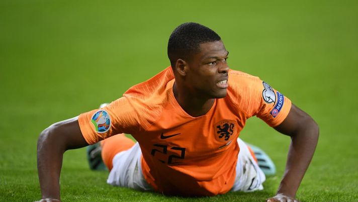 Getty Images Dumfries aspetta l’Inter ma è complicato. “E il club smentisce un nome a destra” - immagine 1