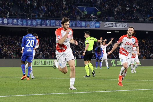 Kvaratskhelia è un fuoriclasse: il suo gol contro la Cremonese lo testimonia- immagine 2