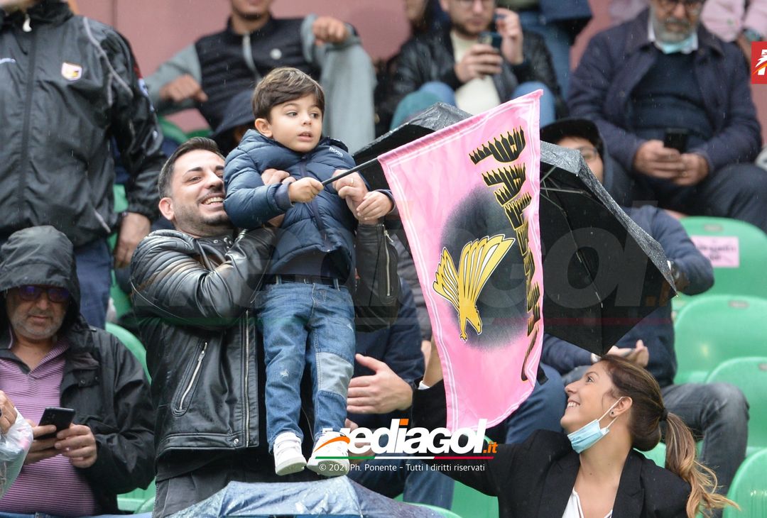 FOTO, i tifosi allo stadio per Palermo – Avellino 1-1 (Gallery) - immagine 24