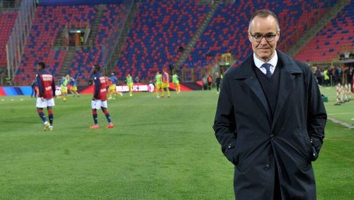 BOLOGNA, ITALY - APRIL 08: Joey Saputo President of Bologna FC looks on prior the beginning of the Serie A match between Bologna FC and Chievo at Stadio Renato Dall'Ara on April 08, 2019 in Bologna, Italy. (Photo by Mario Carlini / Iguana Press/Getty Images) BOLOGNA, ITALY - APRIL 08: Joey Saputo President of Bologna FC looks on prior the beginning of the Serie A match between Bologna FC and Chievo at Stadio Renato Dall'Ara on April 08, 2019 in Bologna, Italy. (Photo by Mario Carlini / Iguana Press/Getty Images)