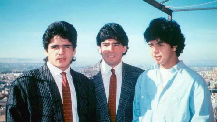Maradona, il fratello Raul finisce in terapia intensiva! L&#8217;accaduto