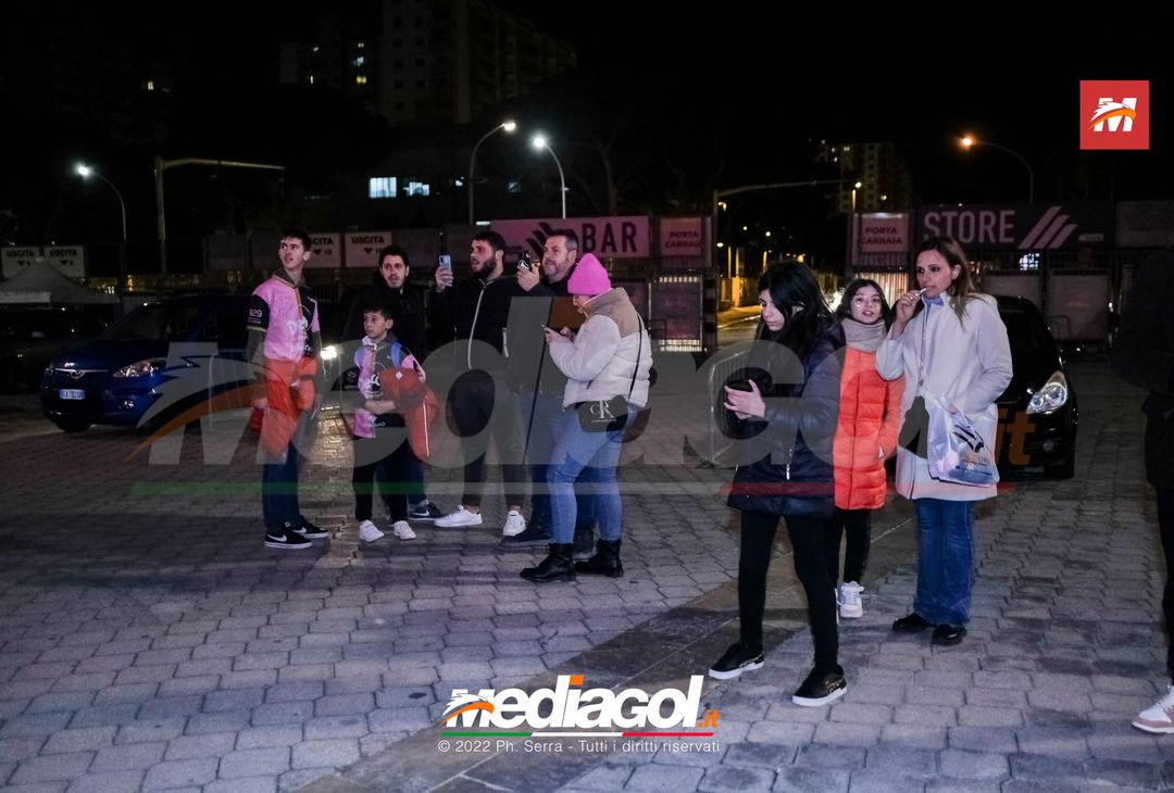 FOTO Perugia-Palermo, i rosanero in partenza dallo stadio “Renzo Barbera” (Gallery) - immagine 31