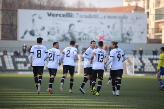 Per Vittorio Mero e per la classifica: il doppio derby vinto dalla Pro Vercelli e da Franco Lerda- immagine 2