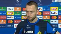 VIDEO / De Vrij: “Inter, una buona vittoria. Contenti per Arna. A Madrid…”