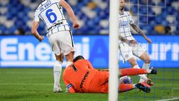 Napoli-Inter, è autogol di Handanovic o di De Vrij?