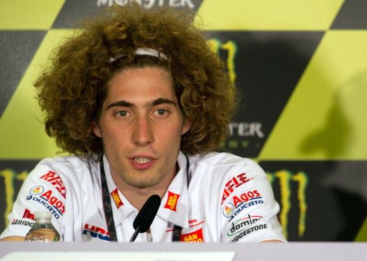 LE MANS, FRANCE - MAY 14: Marco Simoncelli of Italy and San Carlo Honda Gresini speaks during the press conference after the qualifying practice during the MotoGP of France in Le Mans Circuit on May 14, 2011 in Le Mans, France. (Photo by Mirco Lazzari gp/Getty Images)