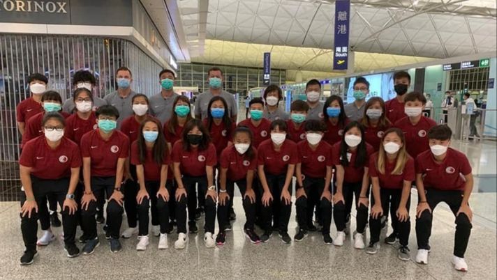 Mascherine e calcio a porte chiuse, ma pur sempre calcio, a Hong Kong Mascherine e calcio a porte chiuse, ma pur sempre calcio, a Hong Kong