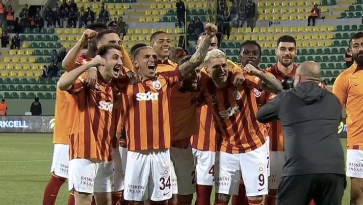 Dopo 90 anni è successo di nuovo: il Fenerbahce abbandona il derby! - immagine 1