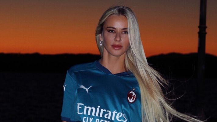 Slovacchia, ecco Miss Bikini: “Il mio vero amore è il Milan” Slovacchia, ecco Miss Bikini: “Il mio vero amore è il Milan”
