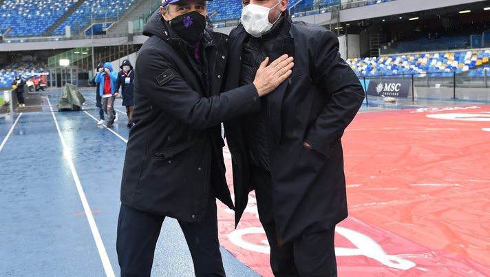 NAPLES, ITALY - JANUARY 17: Cesare Prandelli, Head Coach of ACF Fiorentina and Gennaro Gattuso, Head Coach of S.S.C. Napoli embrace prior to the Serie A match between SSC Napoli and ACF Fiorentina at Stadio Diego Armando Maradona on January 17, 2021 in Naples, Italy. Sporting stadiums around Italy remain under strict restrictions due to the Coronavirus Pandemic as Government social distancing laws prohibit fans inside venues resulting in games being played behind closed doors. (Photo by Francesco Pecoraro/Getty Images) NAPLES, ITALY - JANUARY 17: Cesare Prandelli, Head Coach of ACF Fiorentina and Gennaro Gattuso, Head Coach of S.S.C. Napoli embrace prior to the Serie A match between SSC Napoli and ACF Fiorentina at Stadio Diego Armando Maradona on January 17, 2021 in Naples, Italy. Sporting stadiums around Italy remain under strict restrictions due to the Coronavirus Pandemic as Government social distancing laws prohibit fans inside venues resulting in games being played behind closed doors. (Photo by Francesco Pecoraro/Getty Images)