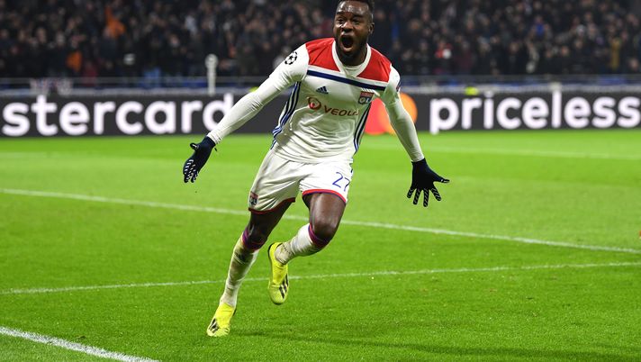 LYON, FRANCE - NOVEMBER 27: Maxwel Cornet of Olympique Lyonnais celebrates as he scores his team's second goal during the UEFA Champions League Group F match between Olympique Lyonnais and Manchester City at Groupama Stadium on November 27, 2018 in Lyon, France. (Photo by Shaun Botterill/Getty Images) LYON, FRANCE - NOVEMBER 27: Maxwel Cornet of Olympique Lyonnais celebrates as he scores his team's second goal during the UEFA Champions League Group F match between Olympique Lyonnais and Manchester City at Groupama Stadium on November 27, 2018 in Lyon, France. (Photo by Shaun Botterill/Getty Images)