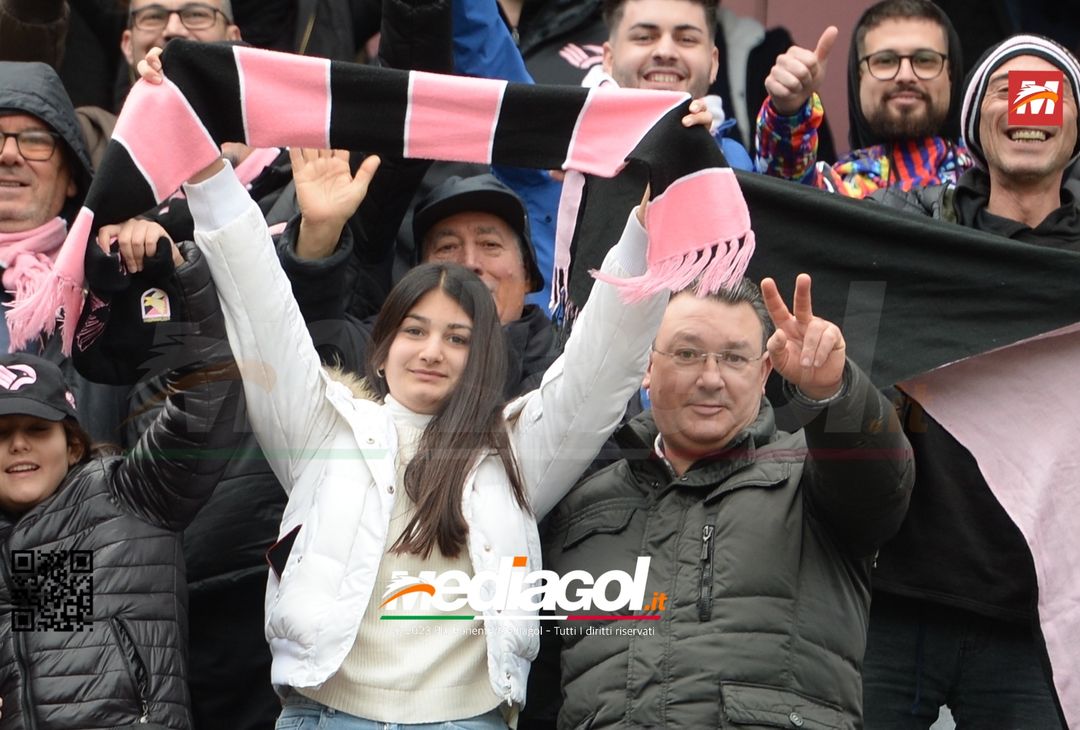 FOTOTIFO Palermo-Reggina 2-1, i tifosi allo Stadio “Renzo Barbera” (Gallery) - immagine 8