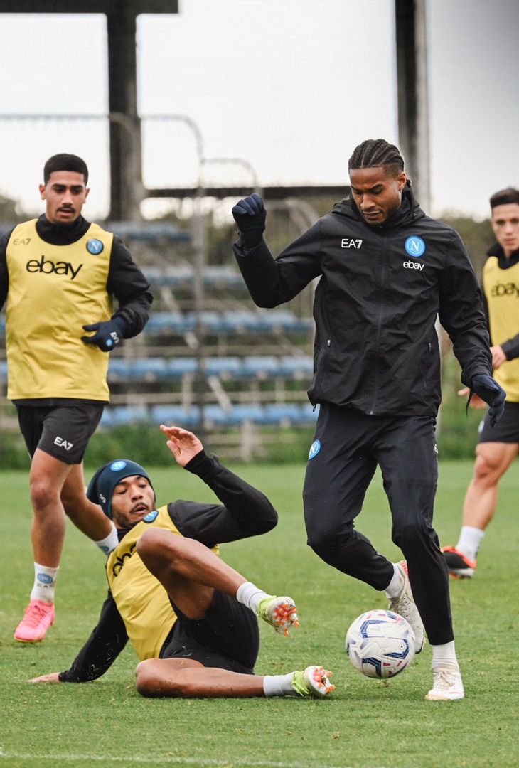 GALLERY Il Napoli prepara la sfida all’Atalanta: le foto dell’allenamento odierno - immagine 5
