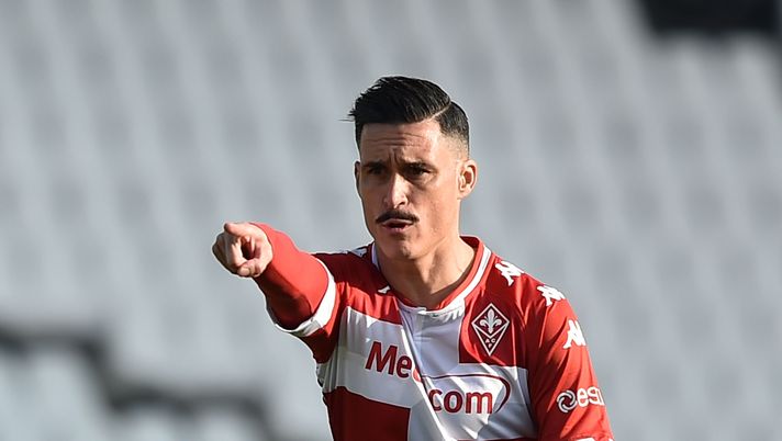 CESENA, ITALY - OCTOBER 18: Jose' Maria Callejon of ACF Fiorentina gestures during the Serie A match between Spezia Calcio and ACF Fiorentina at Dino Manuzzi Stadium on October 18, 2020 in Cesena, Italy. (Photo by Giuseppe Bellini/Getty Images) CESENA, ITALY - OCTOBER 18: Jose' Maria Callejon of ACF Fiorentina gestures during the Serie A match between Spezia Calcio and ACF Fiorentina at Dino Manuzzi Stadium on October 18, 2020 in Cesena, Italy. (Photo by Giuseppe Bellini/Getty Images)