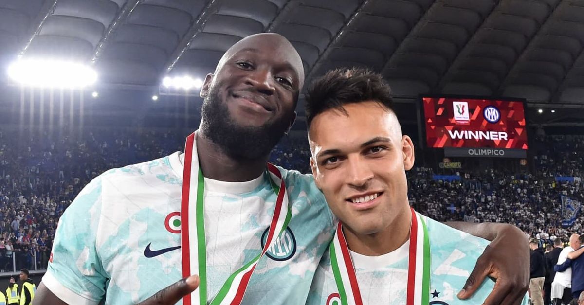 “Inter Milan Line-Up for Crucial Match Against Atalanta: Lukaku and Lautaro Martinez Lead Duo”