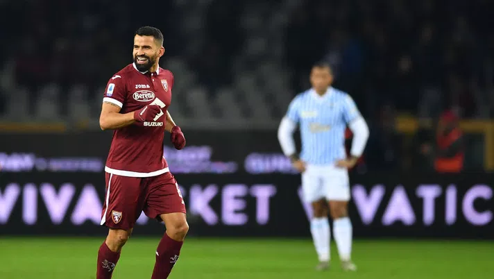 TURIN, ITALY - DECEMBER 21:  Tomas Rincon of Torino FC celebrates after scoring the opening goal during the Serie A match between Torino FC and SPAL at Stadio Olimpico di Torino on December 21, 2019 in Turin, Italy.  (Photo by Valerio Pennicino/Getty Images)