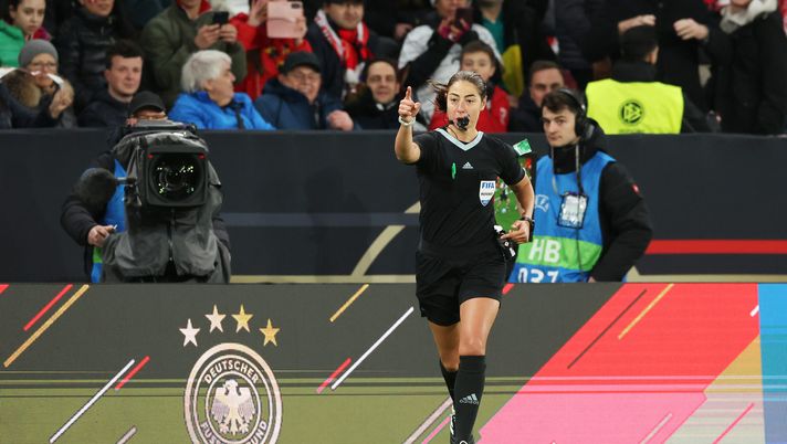 Repubblica – Il Dall’Ara si scopre rosa domenica dirige Ferrieri Caputi - immagine 1