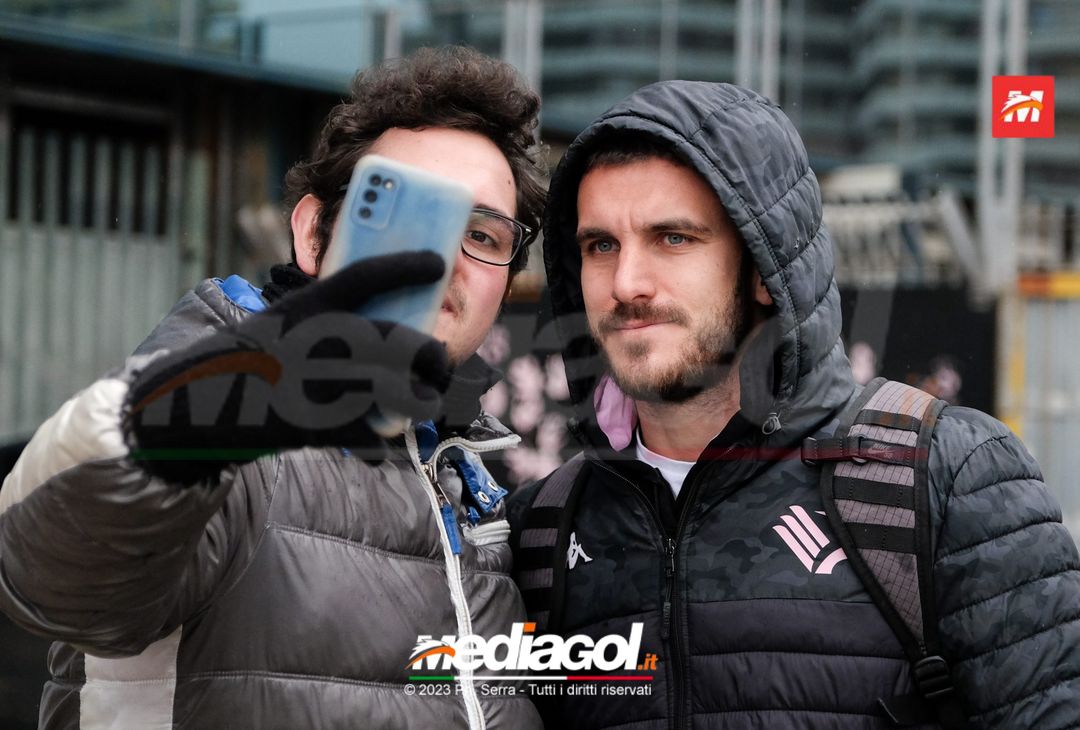 FOTO Genoa-Palermo, i rosanero in partenza dallo stadio “Renzo Barbera” (Gallery)- immagine 1