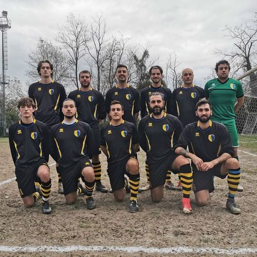Il Riccò Le Rondini dalla sua pagina Facebook Nello Spezzino, derby dilettanti ligure interrotto: arbitro ko, si ripartirà dal minuto 51- immagine 2