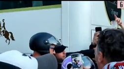 VIDEO / Entusiasmo a San Siro. E Zenga arriva in motorino!