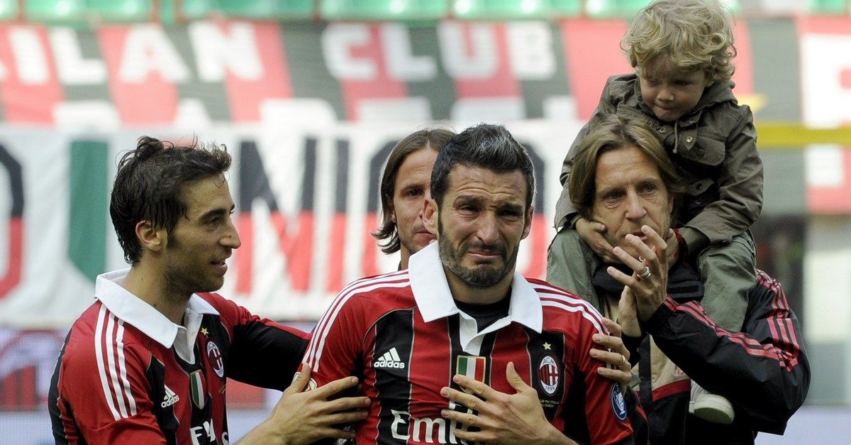 Zambrotta: “Mi schiererei nel Milan, visti gli infortuni potrei fare comodo”