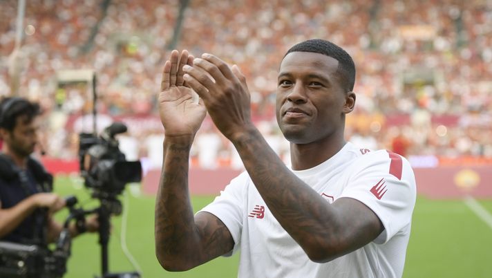 Traffico in uscita: ufficiali Perez e Villar. Wijnaldum già pazzo di Roma - immagine 1