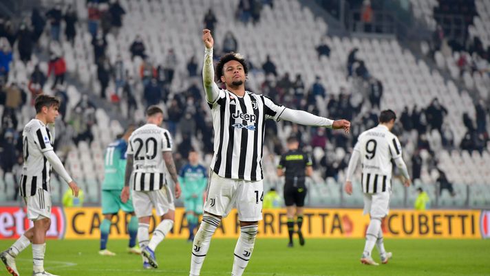 TURIN, ITALY - JANUARY 15: Weston McKennie of Juventus celebrates 2-0 goal during the Serie A match between Juventus and Udinese Calcio at Allianz Stadium on January 15, 2022 in Turin, Italy. (Photo by Daniele Badolato - Juventus FC/Juventus FC via Getty Images) Pagelle Juventus – Udinese 2-0: Dybala e McKennie decisivi – Voti Fantacalcio - immagine 1