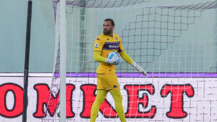 GERMOGLI PH: 7 AGOSTO 2021 FIRENZE STADIO ARTEMIO FRANCHI PARTITA AMICHEVOLE FIORENTINA VS ESPANYOL NELLA FOTO DRAGOWSKI Terracciano pronto per Cagliari: Dragowski potrebbe chiedere la cessione - immagine 1