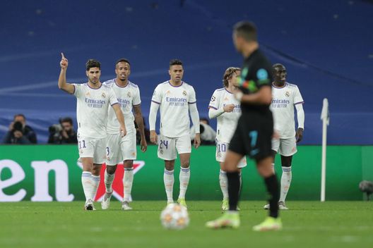 (Photo by Gonzalo Arroyo Moreno/Getty Images) Real Madrid, per Militao weekend di riposo: Ancelotti lo vuole per il derby- immagine 2
